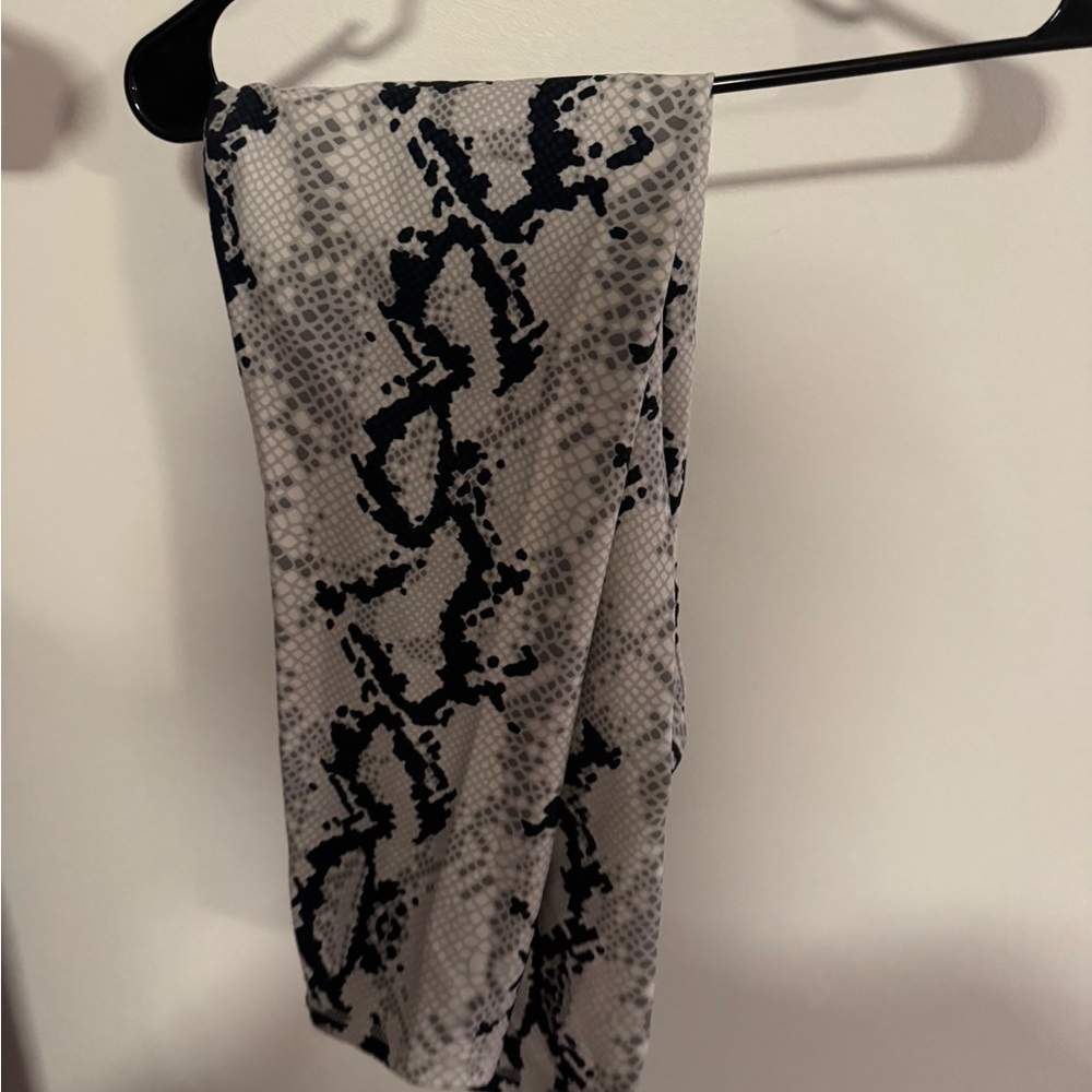 Snakeskin Print Leggings